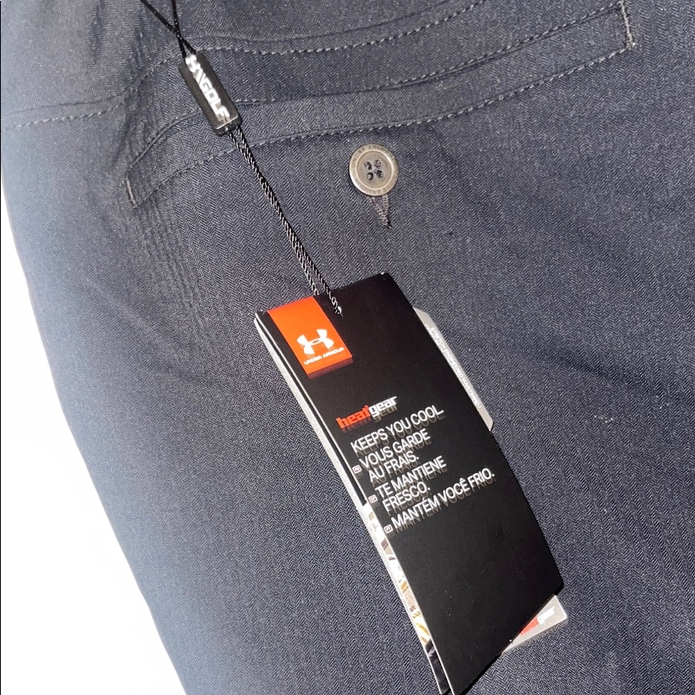 Men's Under Armour Shorts - Picture 5 of 6